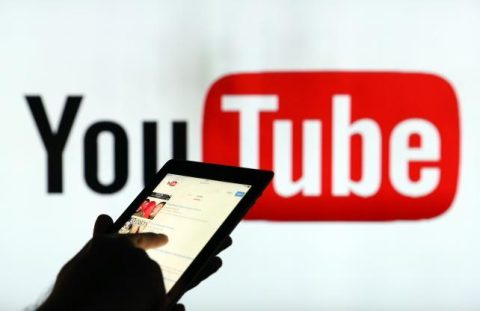 Promuovere video musicali di un singolo su YouTube